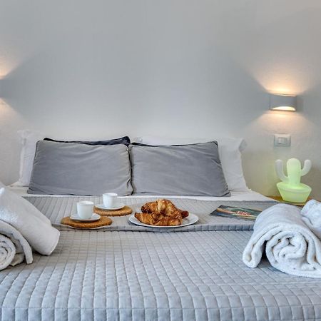 Izzhome Cozy Sunflowers Pula Ngoại thất bức ảnh